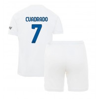 Fotbalové Dres Inter Milan Juan Cuadrado #7 Dětské Venkovní 2023-24 Krátký Rukáv (+ trenýrky)